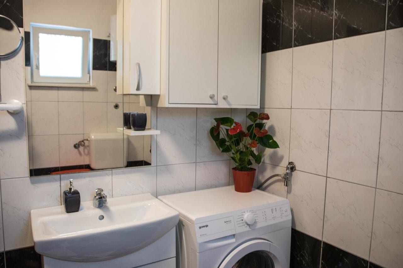 Apartmani M&C Fažana Eksteriør bilde